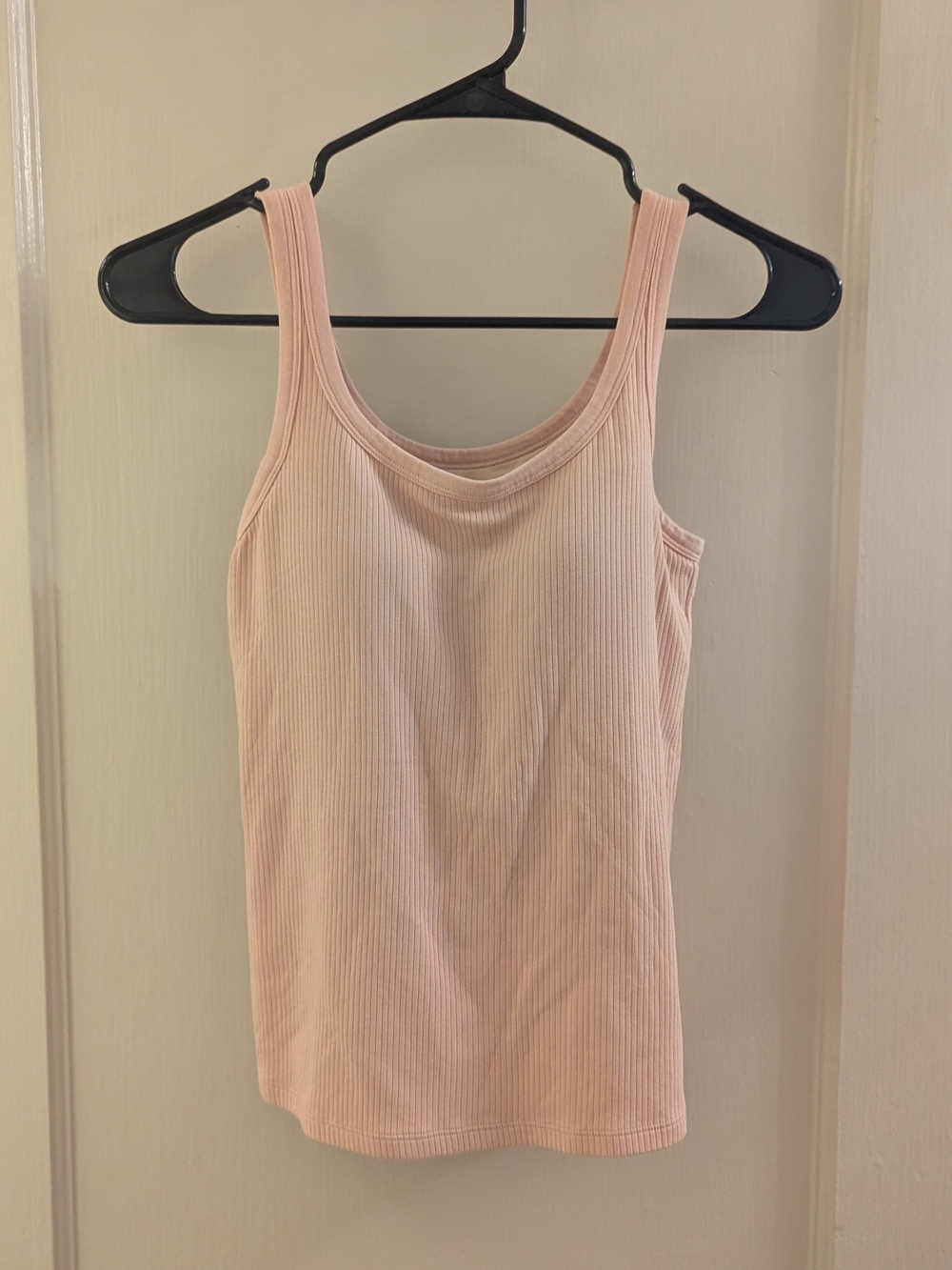 Uniqlo Airism Pale Pink Tank with Built-in Bra